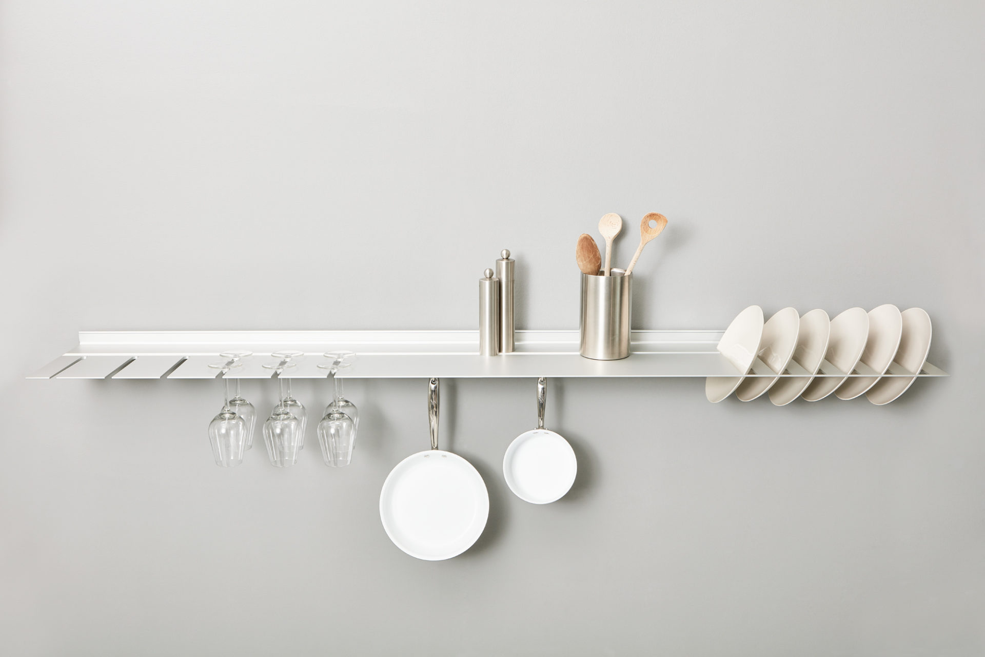 Küchenregal Weinglas und Tellerregal | Bestell Strackk Aluminium